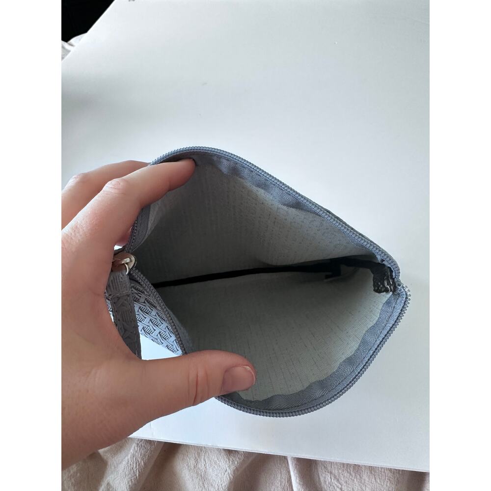Makeup bag - Picture 5 of 5